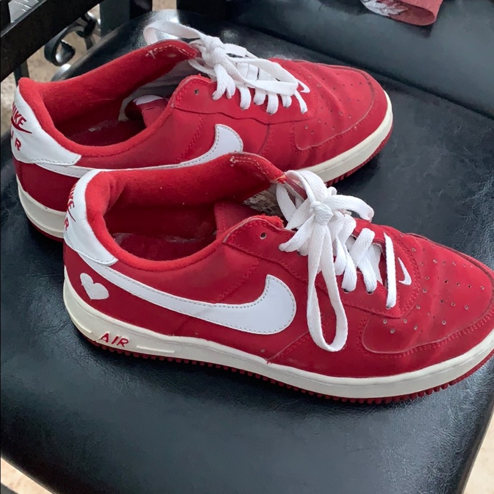 Nike Air Force 1’s Valentines Day sedition